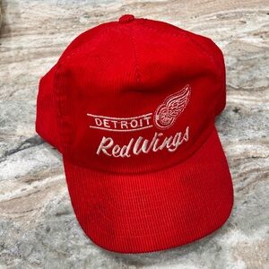 Vintage 90s Detroit Red Wings Corduroy Snapback Hat - NHL Hockey